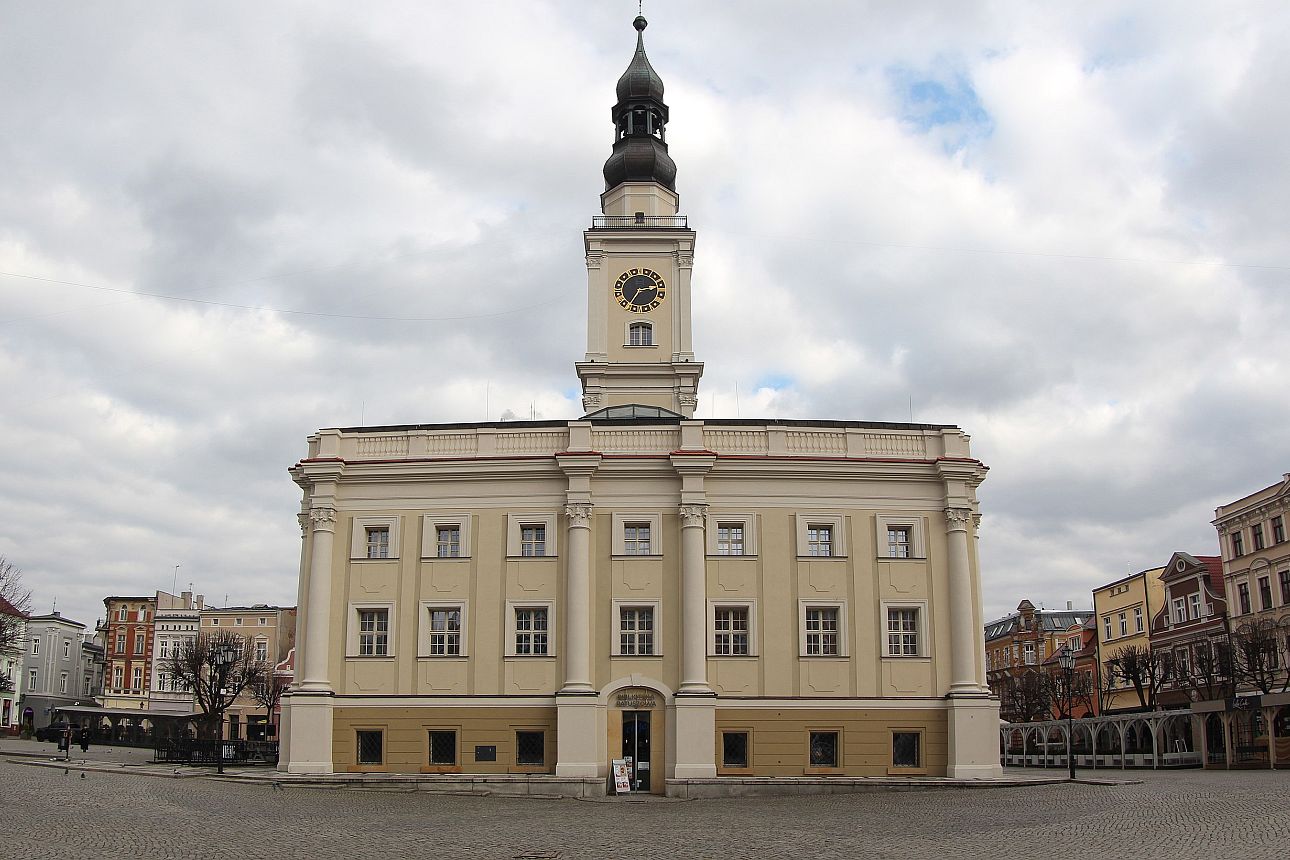Ratusz w Lesznie
